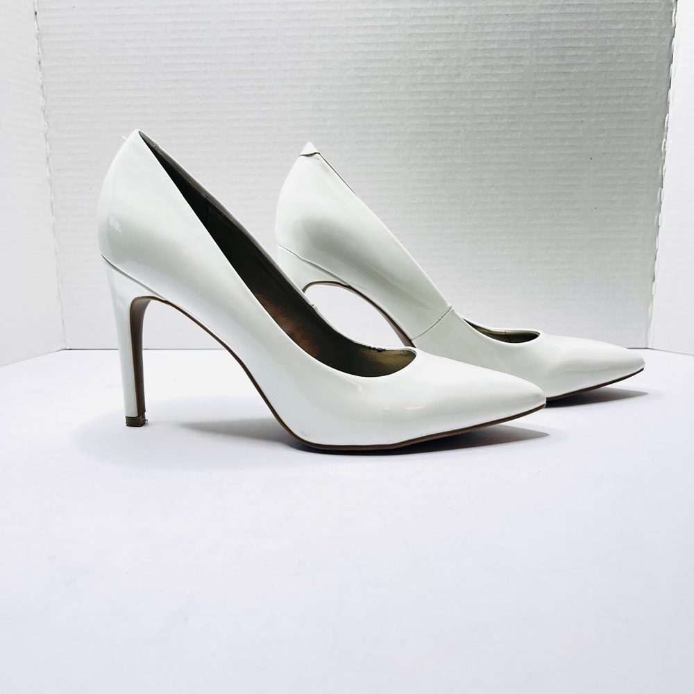 Worthington Classic White Heels
